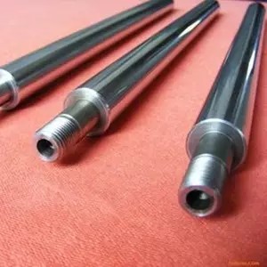 Kolbenstange des Hydraulikzylinders